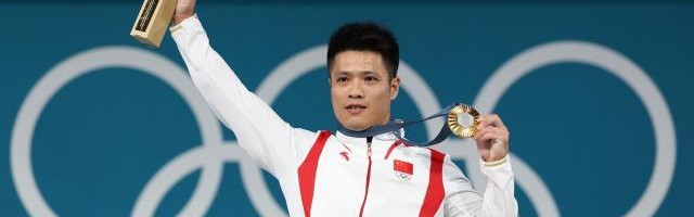 李发彬卫冕成功 巴黎周期61公斤级是属于他的时代