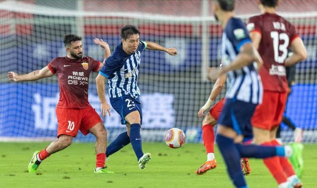 开云体育官网-【中超】奥斯卡破门巴尔加斯建功 三镇0比2海港