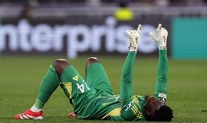 开云官网-电讯报：曼联财务紧缩，4400万镑签来的奥纳纳却将球队推向深渊