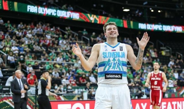 kaiyun-吹麻了！斯洛文尼亚男篮46罚38中&amp;amp;东契奇20罚19中 法国队29罚25中