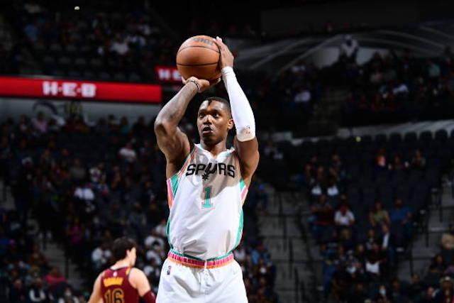 1663588618321065135.jpeg Lonnie-Walker-IV-1.jpeg